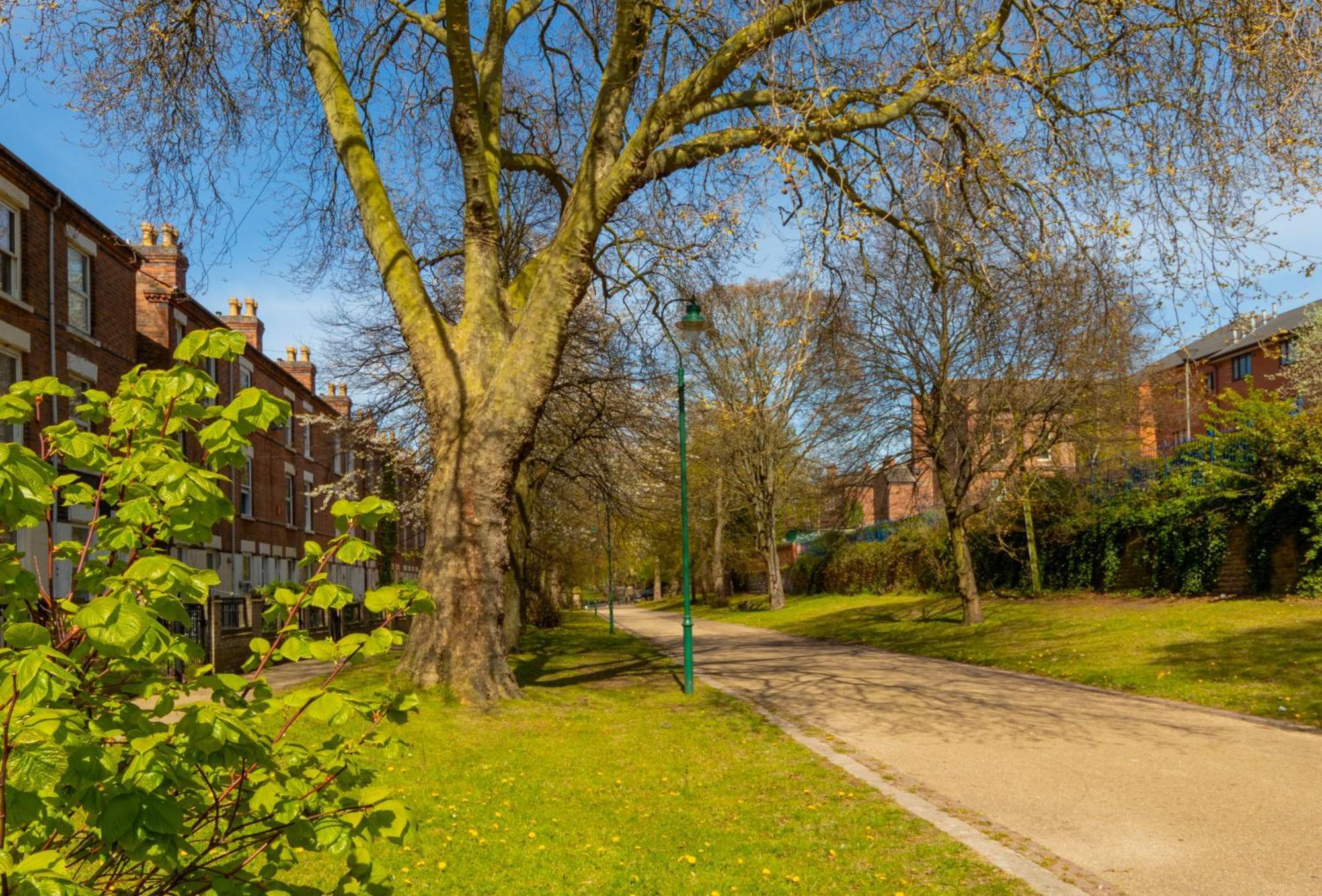 Limpenny Studio - Cityscape Cozy Corner Nottingham Exterior photo